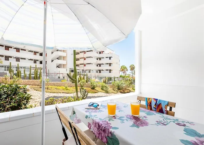 Borinquen 124 Americas Pool * Playa de las Américas